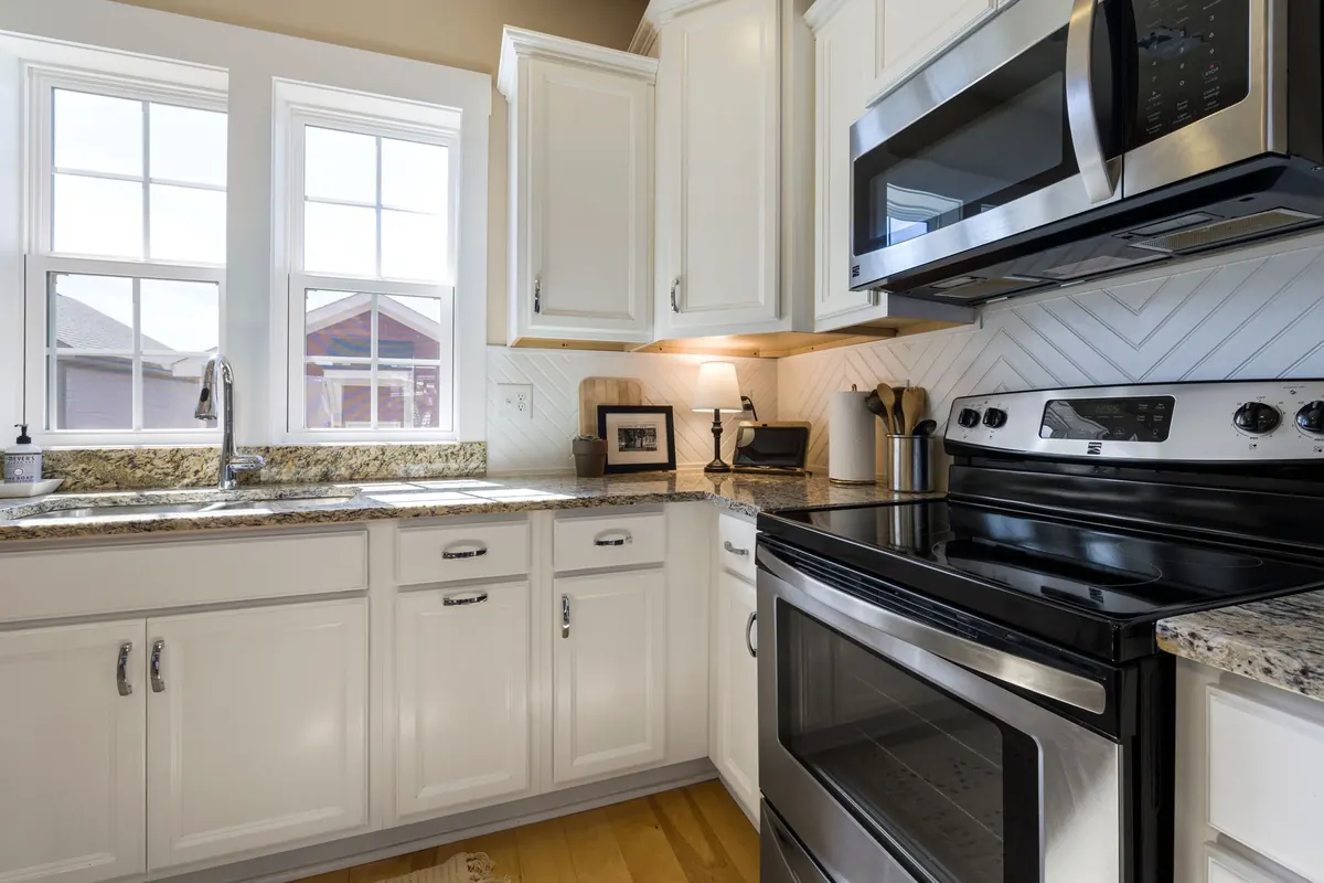 Beginner's Guide to Painting Kitchen Cabinets: Preparation, Primers and Drying Times